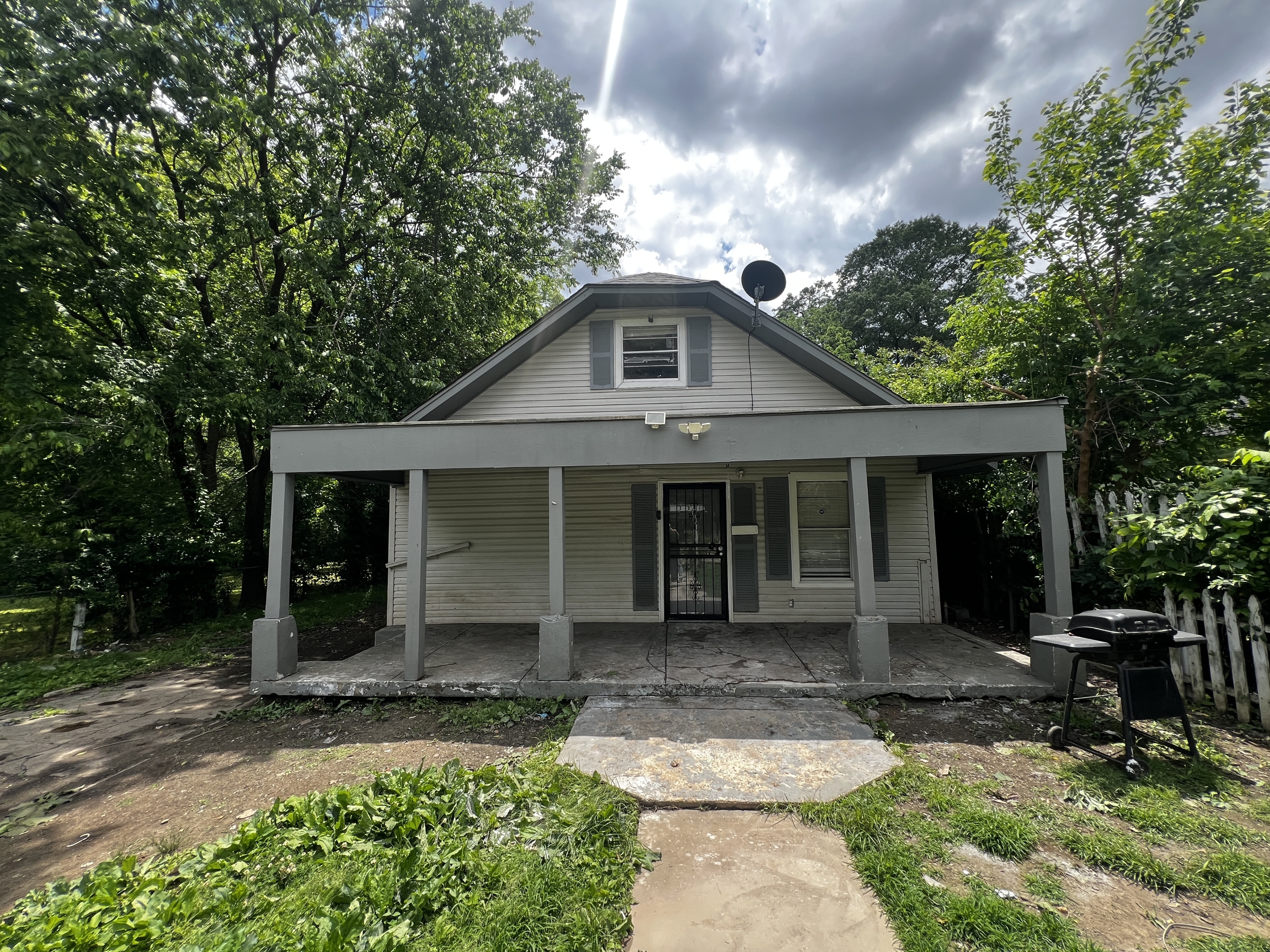 3311 Guernsey Avenue