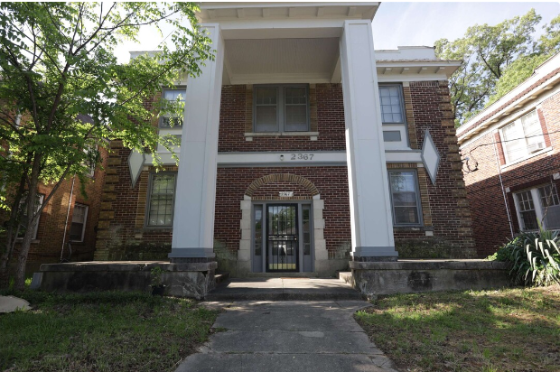 2367 Forest Avenue - 1